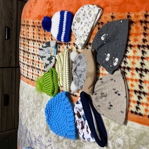 Baby hats green, blue, dark blue made by hand